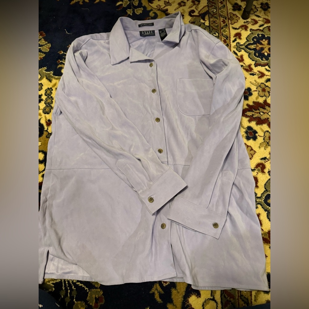 Liz Claiborne Lavender Button-Front Oversized Top